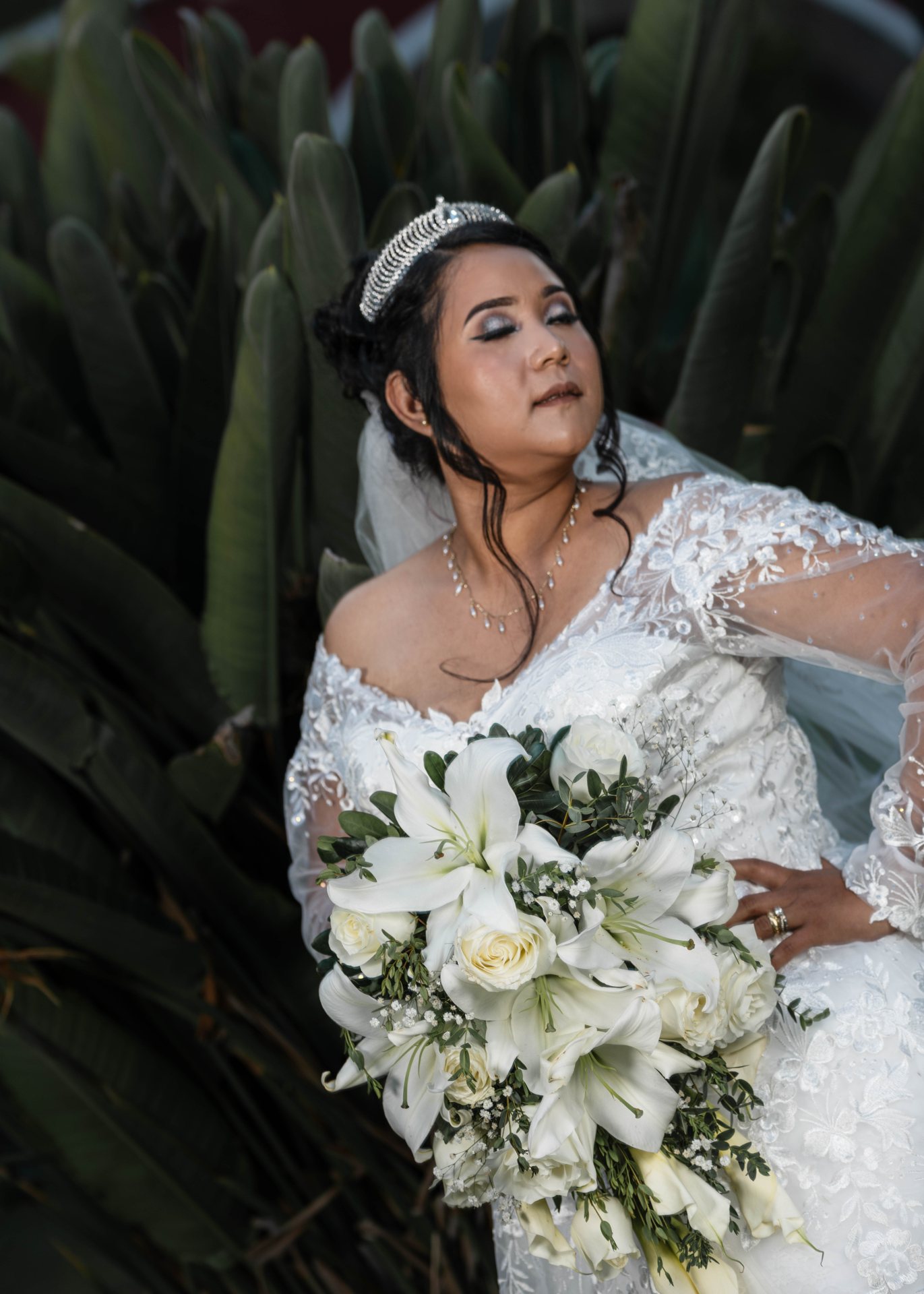 Retrato de una novia con su ramo, por Leonardo Bautista